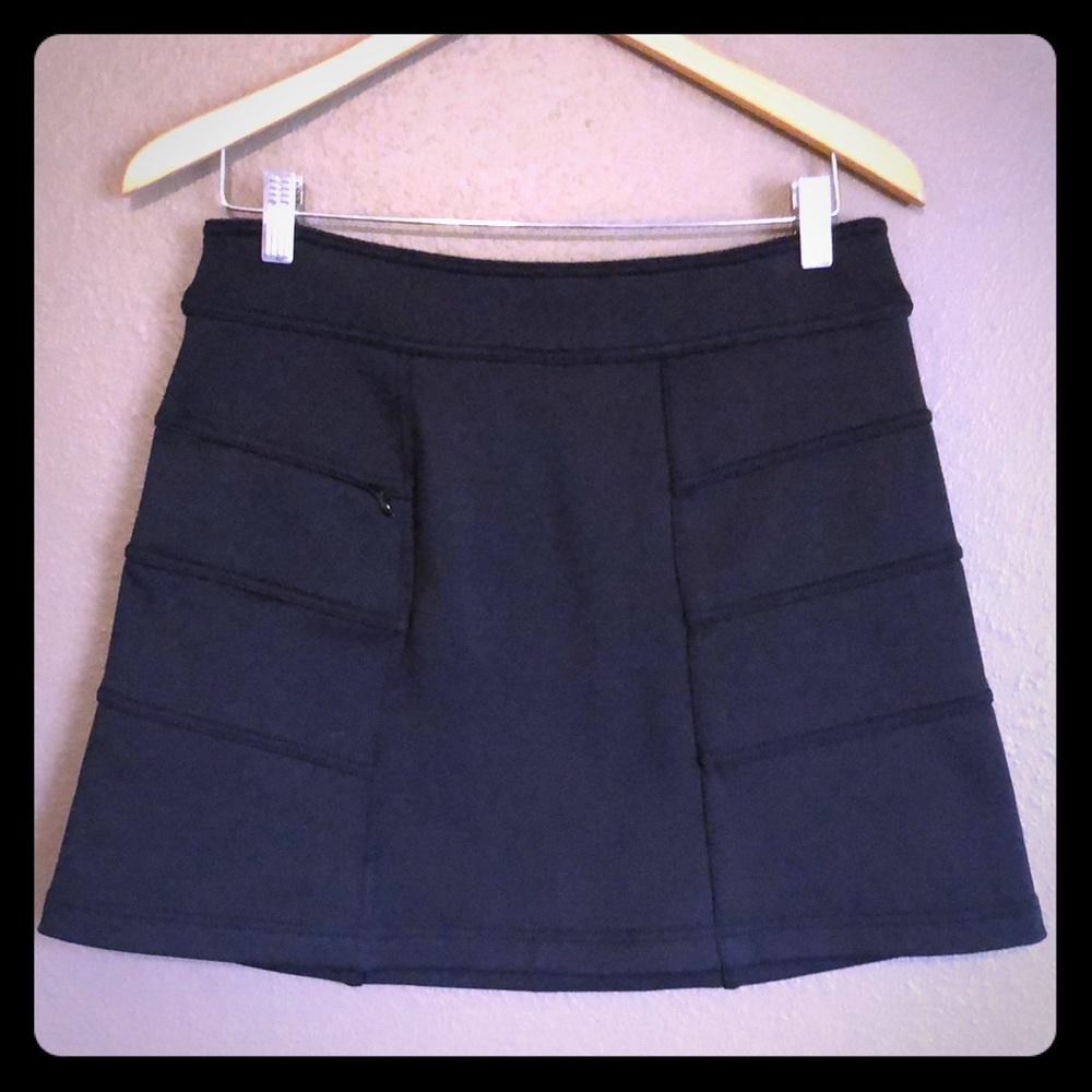 Athleta Blizzard Fleece-lined Skirt -Small